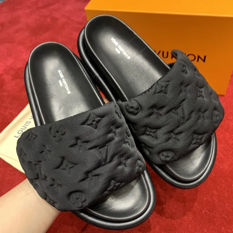 Louis Vuitton Shoe 